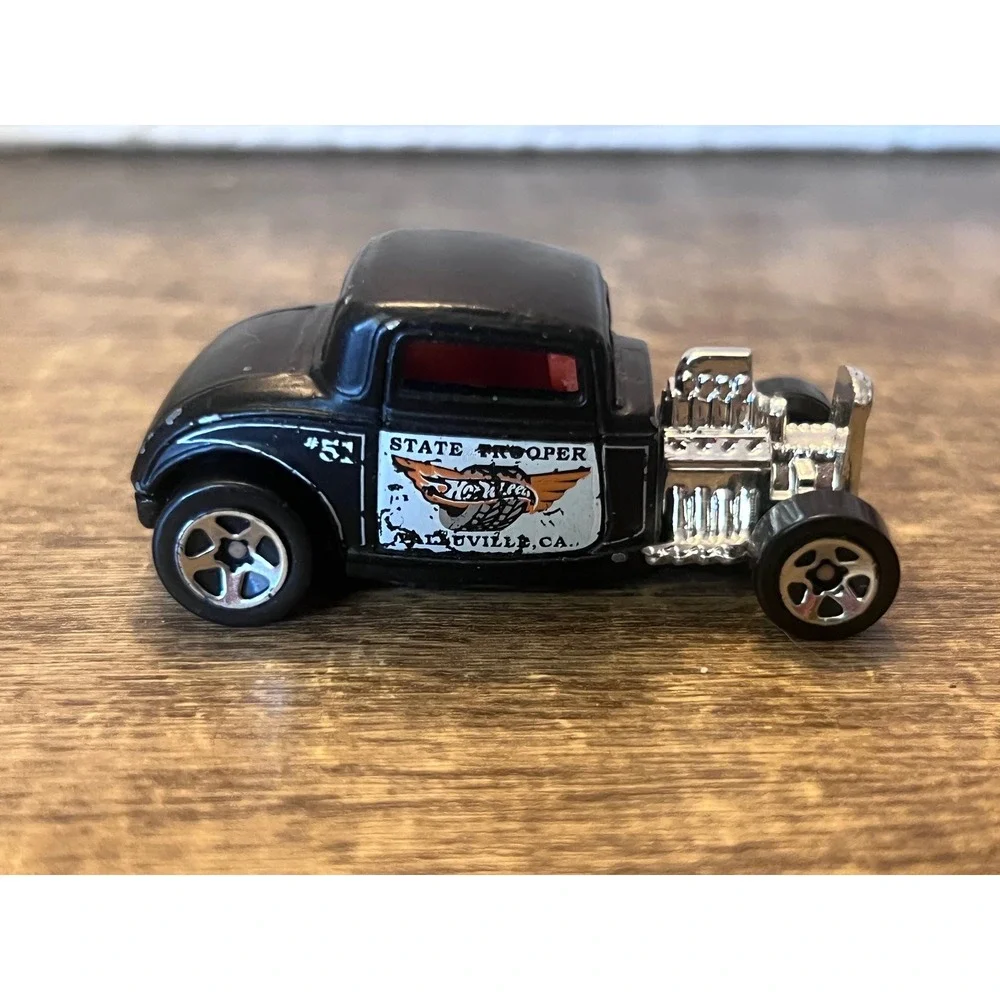 2001 Hot Wheels Black '32 Ford State Trooper Model #216 Hot Rod Loose Die Cast
